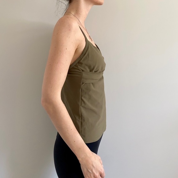 ATHLETA Twistini Tankini Swimsuit 36B/34C Cross Strap Swim Top - Picture 6 of 15